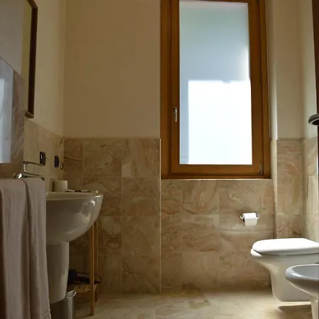 Crotto Di Gittana 3* Перледо
